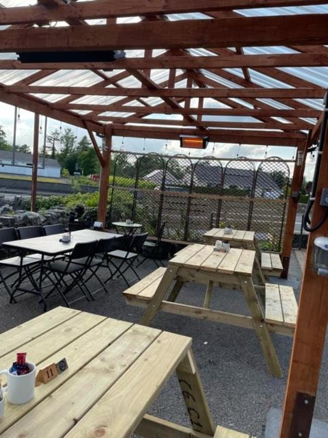 The Yeats County Inn Hotel Tubbercurry Buitenkant foto