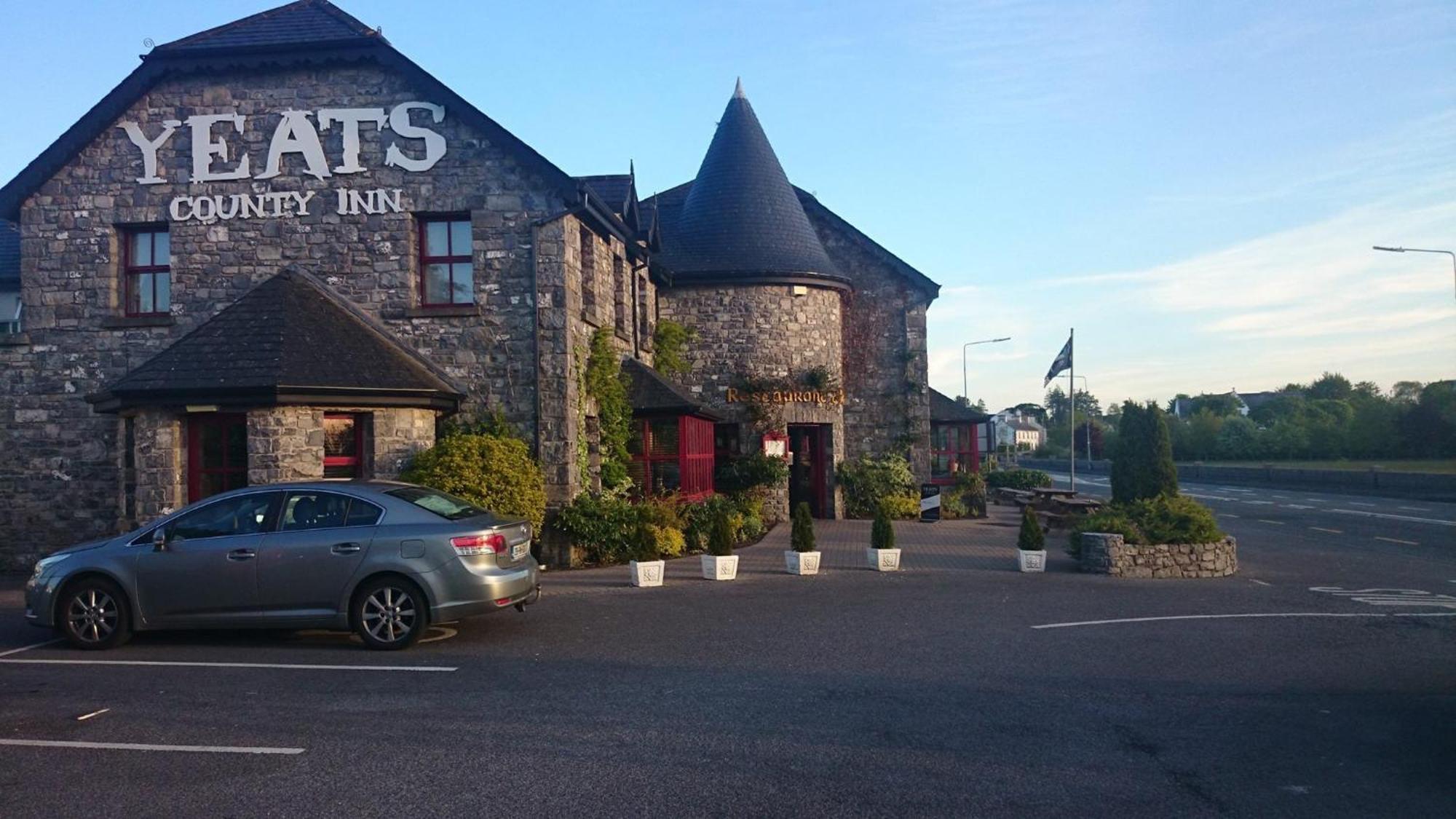 The Yeats County Inn Hotel Tubbercurry Buitenkant foto