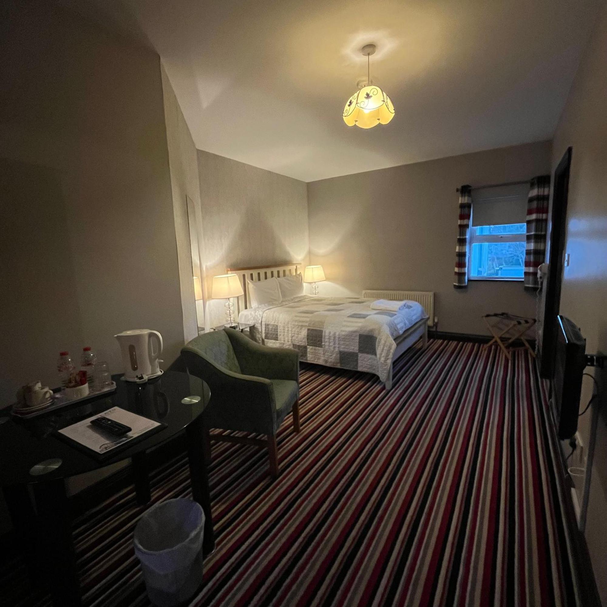 The Yeats County Inn Hotel Tubbercurry Buitenkant foto