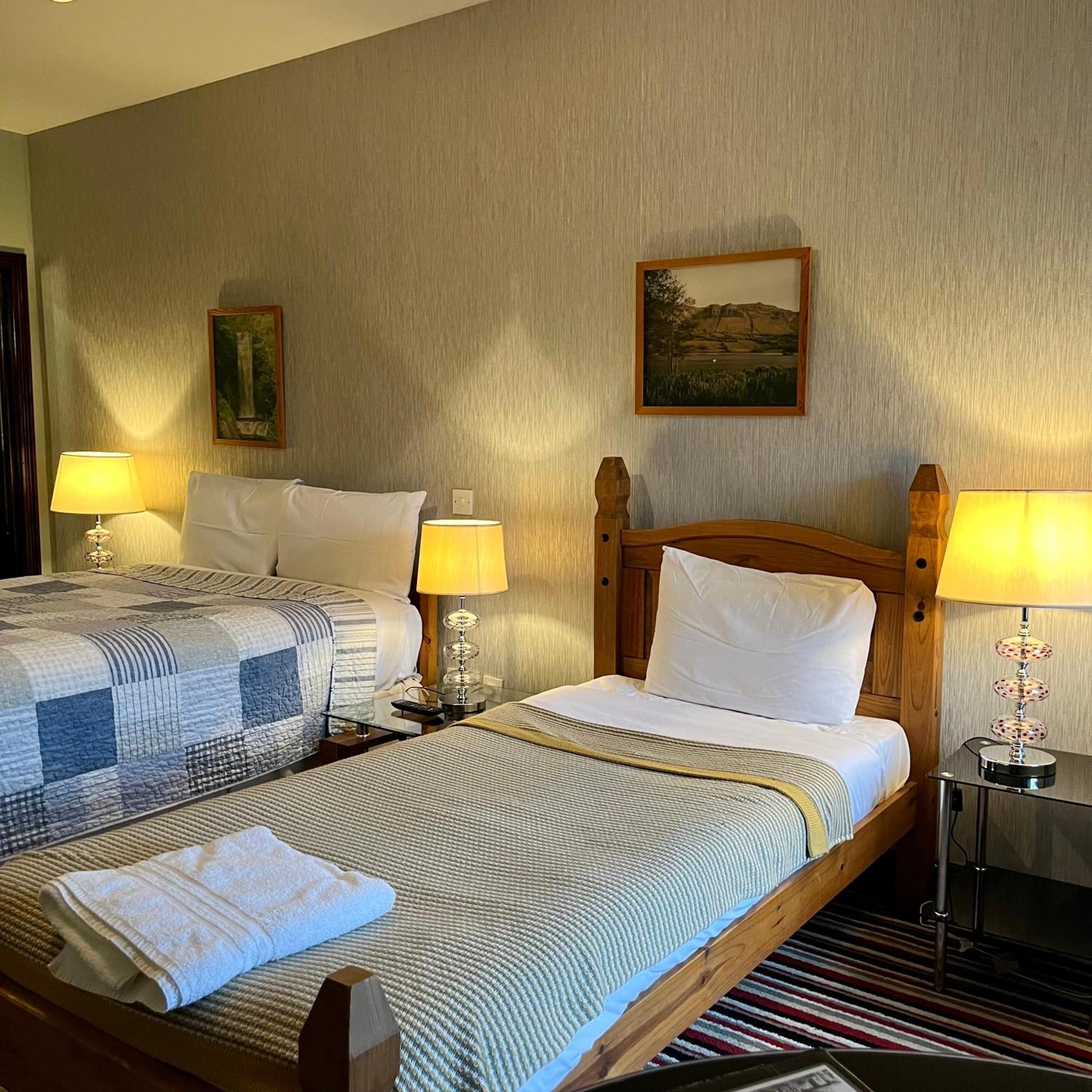 The Yeats County Inn Hotel Tubbercurry Buitenkant foto