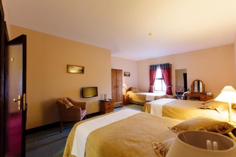 The Yeats County Inn Hotel Tubbercurry Buitenkant foto